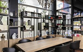 Aparthotel Adagio access Palaiseau Saclay